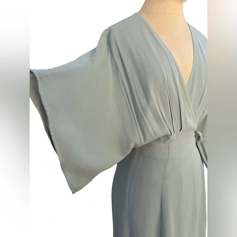 Reformation Winslow Elegant Green Wrap Dress Size Medium - Picture 5 of 14